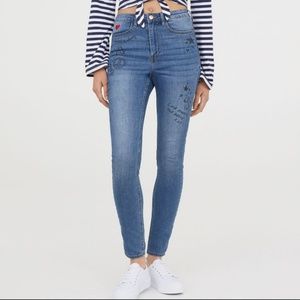 Divided skinny jeans